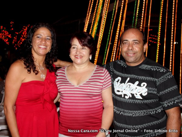 A professora Geni, Maria Menezes e Juvenil, esposo de Geni