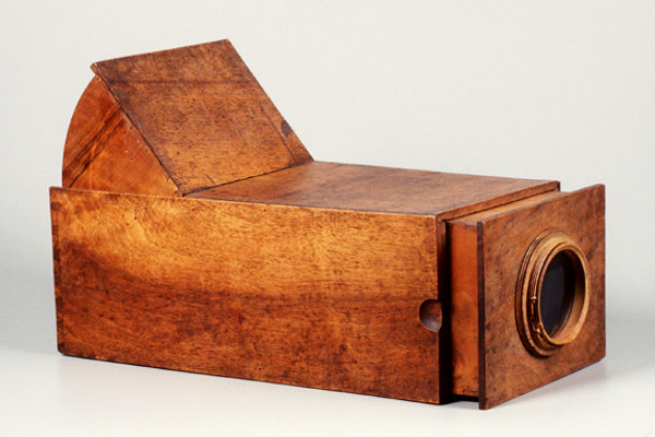 C&acirc;mera obscura ano de 1800