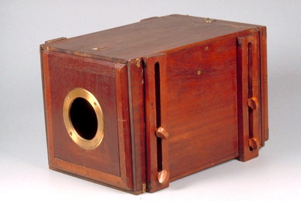Câmera de grande formato ano de 1840