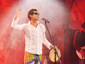 Ator na apresenta��o do espet�culo "A Coisa".  (Foto: Genilson Coutinho/Divulga��o)